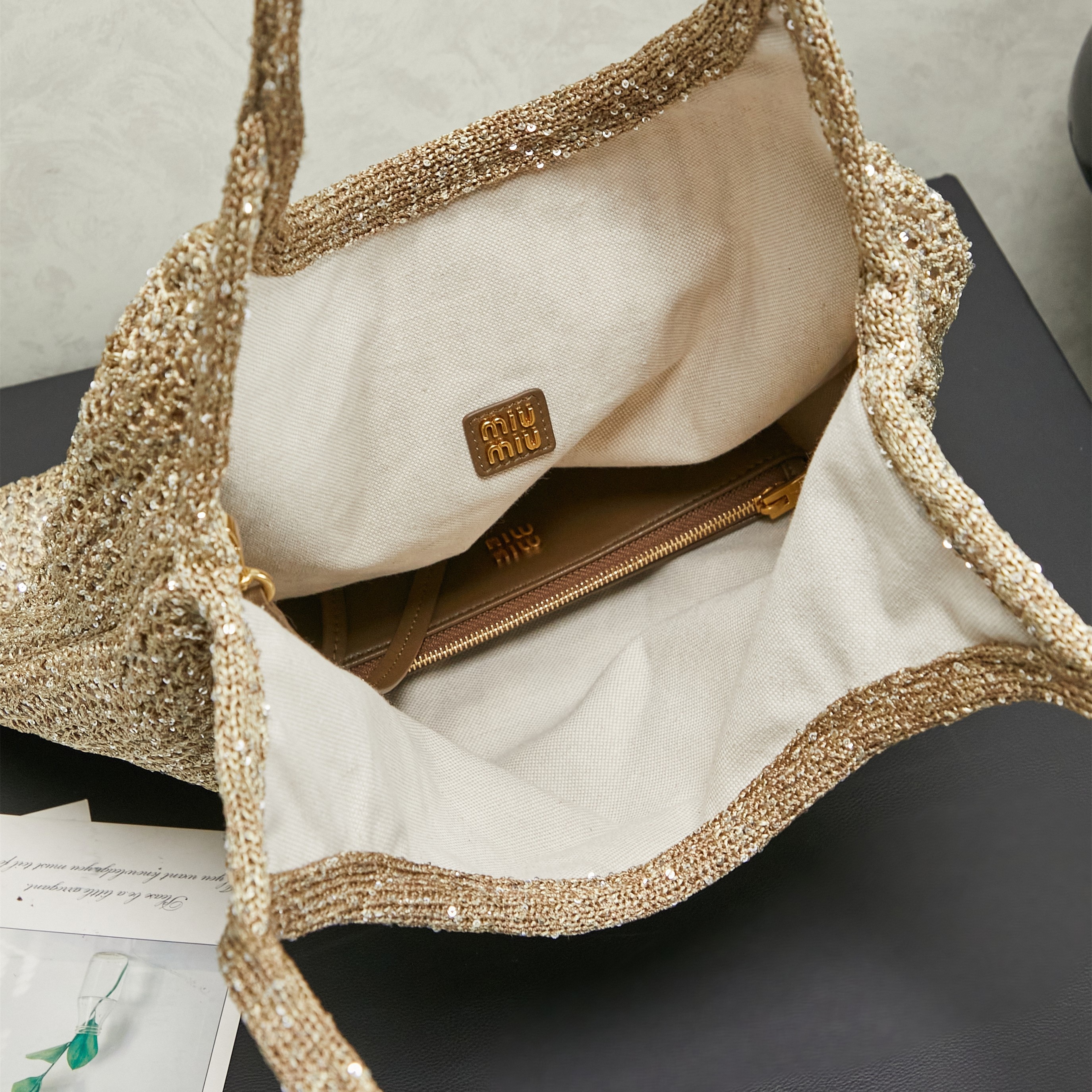 高仿miumiu*Lvy系列5BG231尼龍編織沙灘單肩包卡其色純原版本