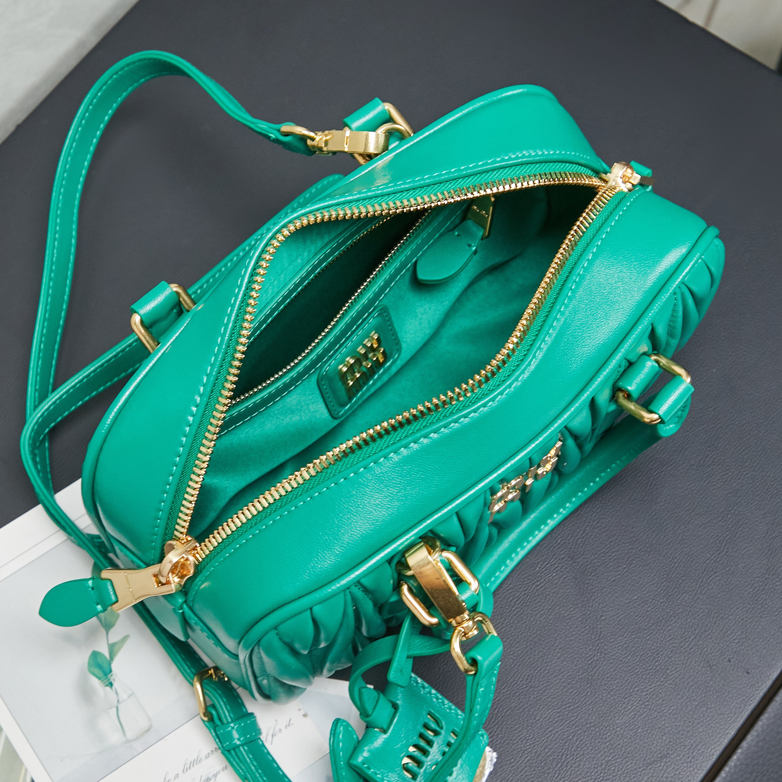 高仿miumiu*Arcadie系列5BB142保齡球小羊皮綠色純原版本