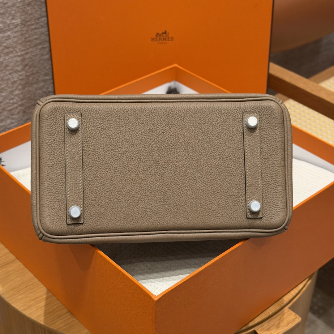 高仿Hermes*Birkin25系列H041344BODO威馬犬米色牛皮銀扣純手工