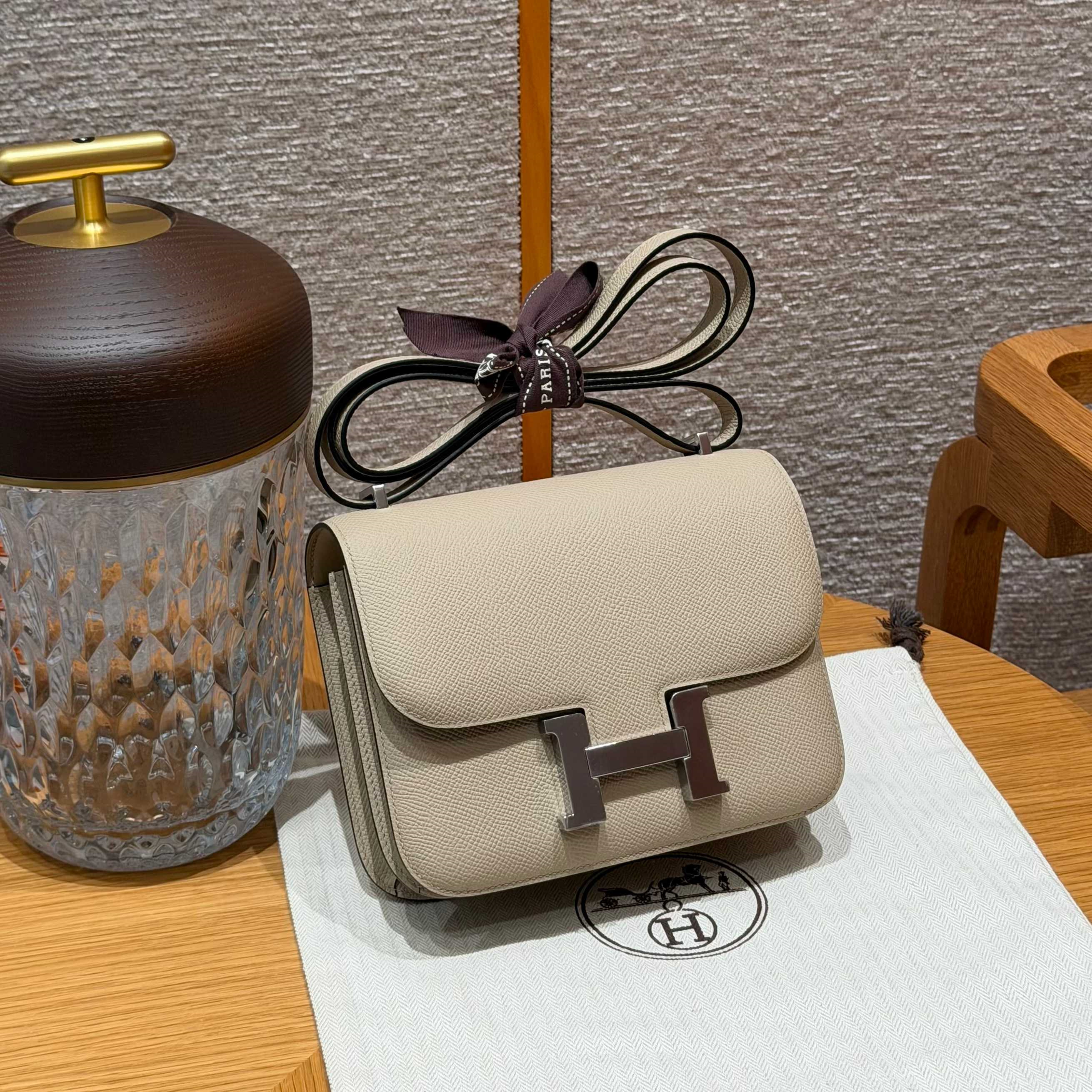 高仿Hermes*Constance19系列H080169EPS2風衣灰牛皮銀扣純手工