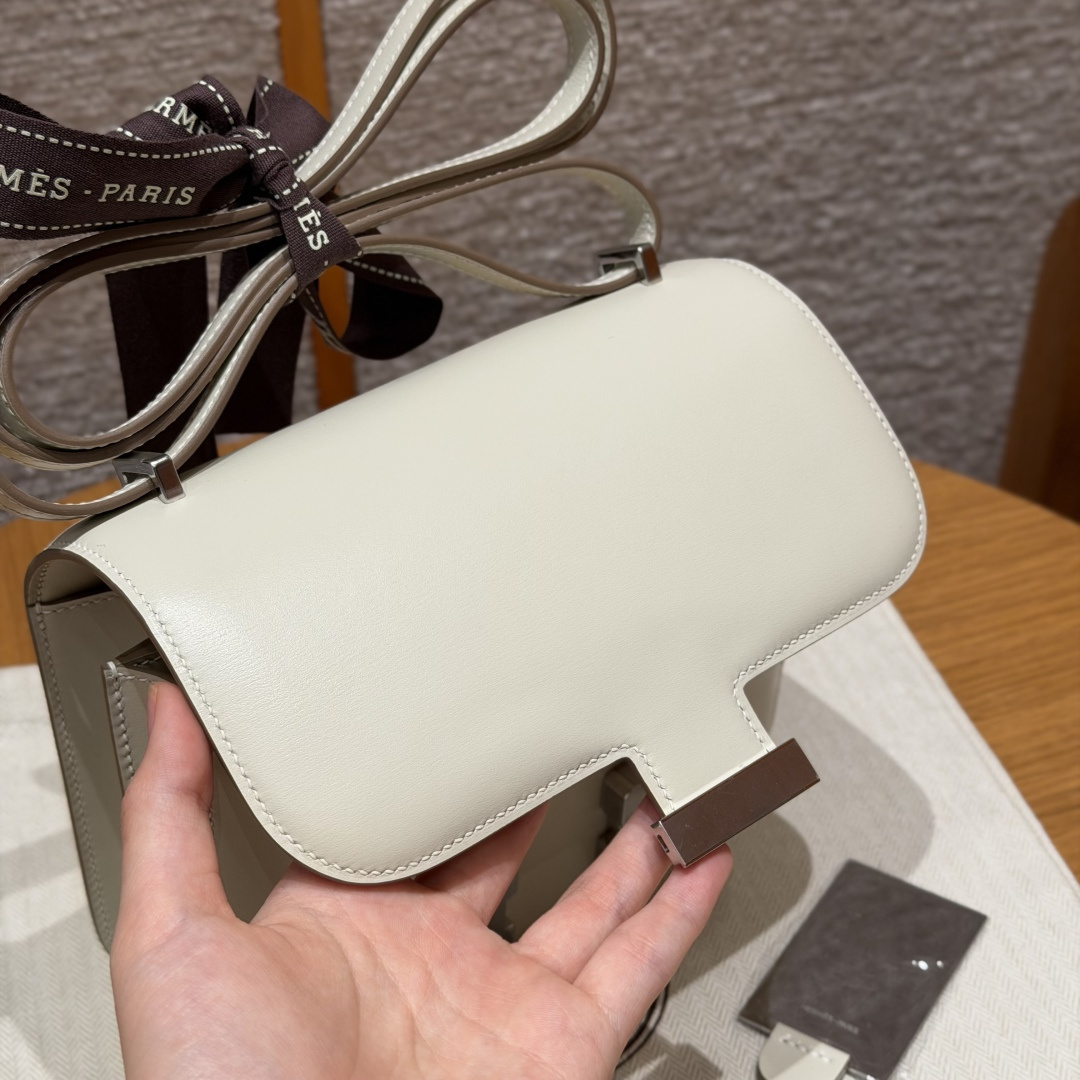 高仿Hermes*Constance19系列H080169BX10奶昔白牛皮金扣純手工