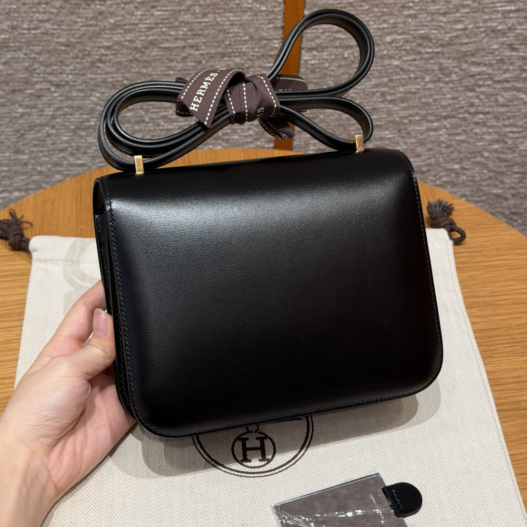 高仿Hermes*Constance19系列H080169BX80黑色牛皮金扣純手工