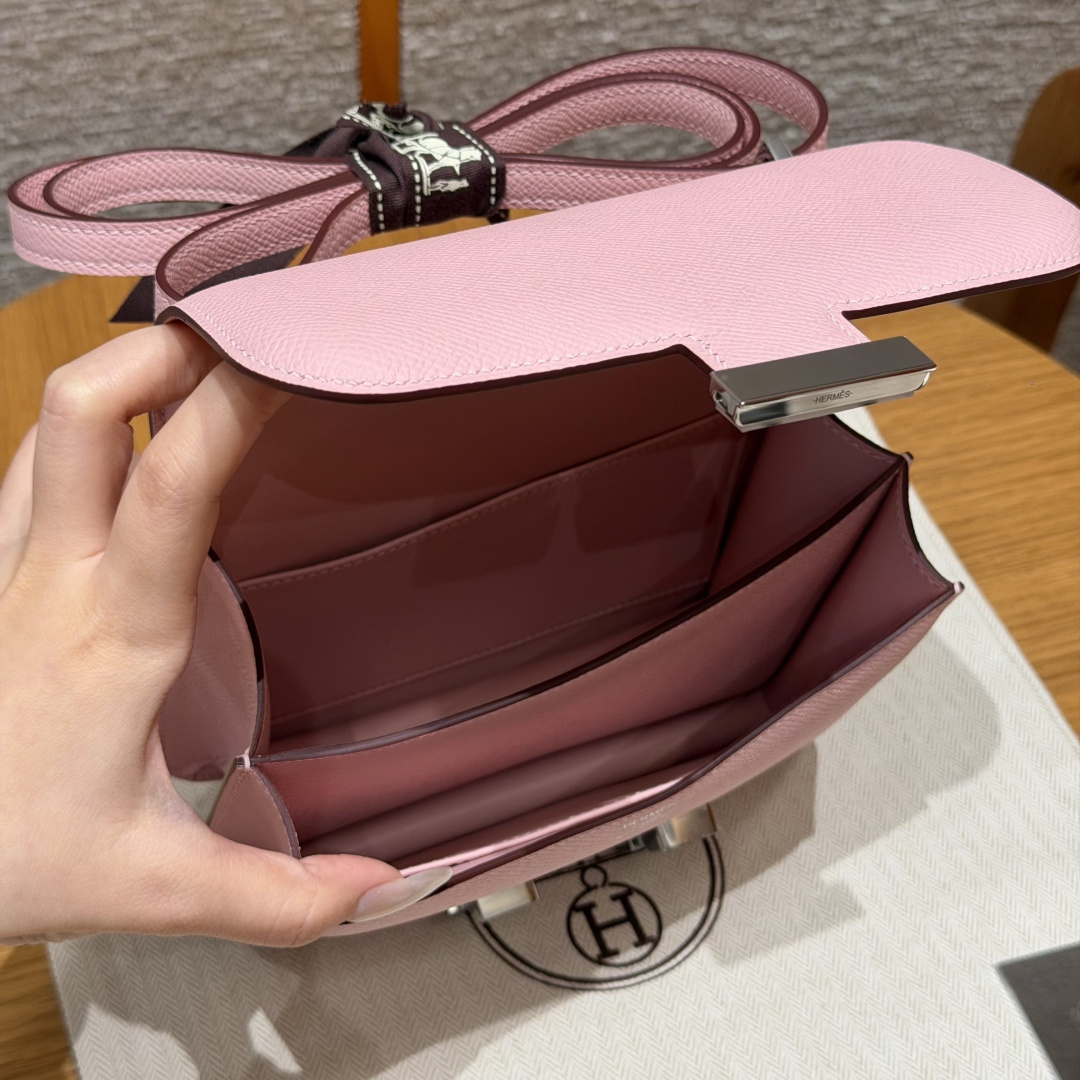 高仿Hermes*Constance19系列H080169EP3Q櫻花粉牛皮銀扣純手工