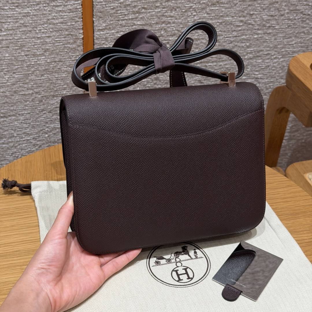 高仿Hermes*Constance24系列H080170EP0G馬鞍紅牛皮金扣純手工