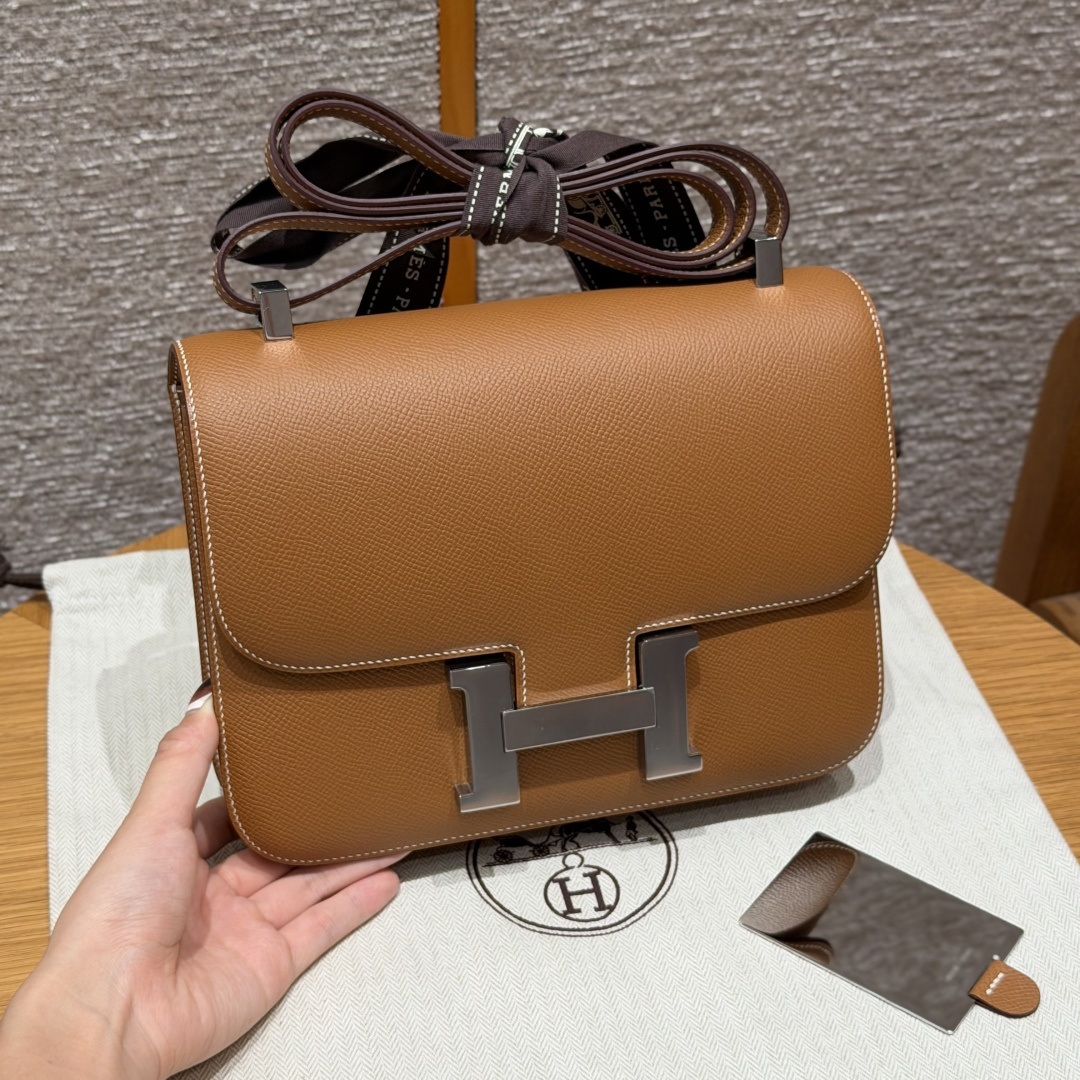 高仿Hermes*Constance24系列H080170EP37金棕色牛皮銀扣純手工