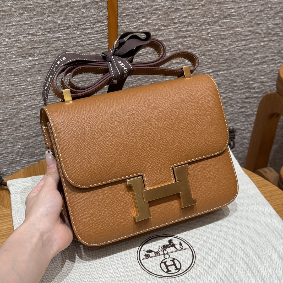 高仿Hermes*Constance24系列H080170EP37金棕色牛皮金扣純手工