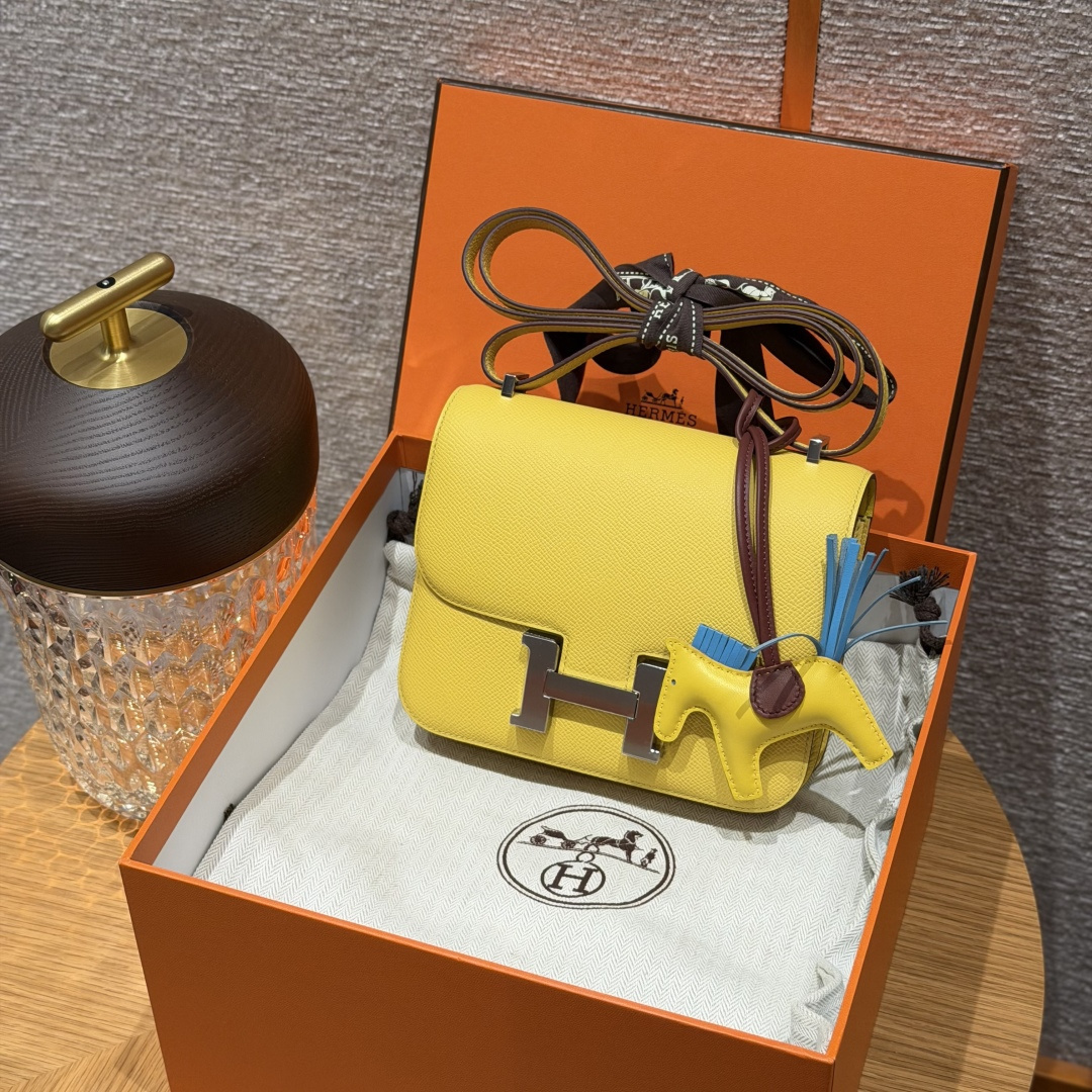 高仿Hermes*Constance19系列H080169EP0O那不勒斯黃牛皮銀扣純手工