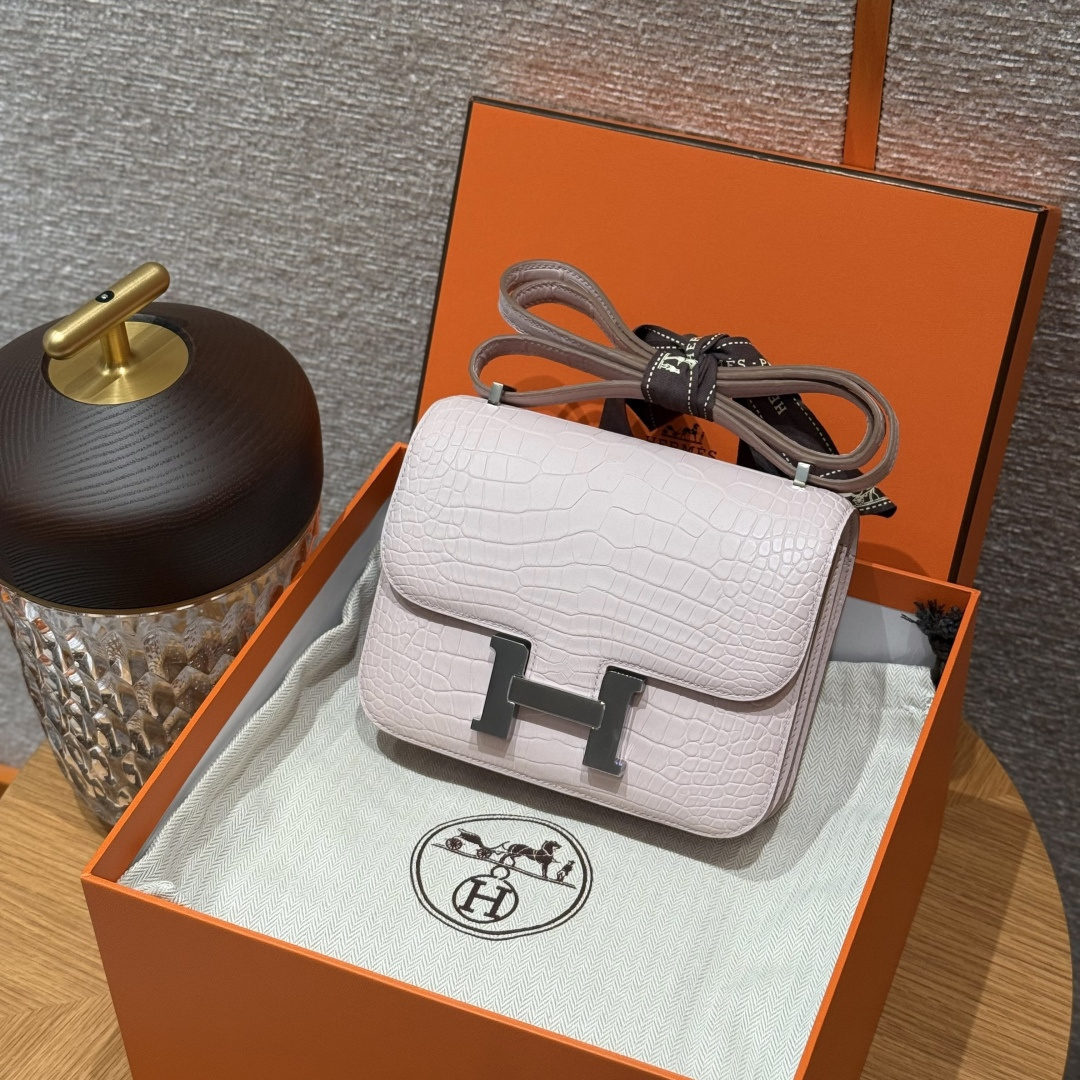 高仿Hermes*Constance19系列H080169CM09夢幻紫鱷魚皮銀扣純手工
