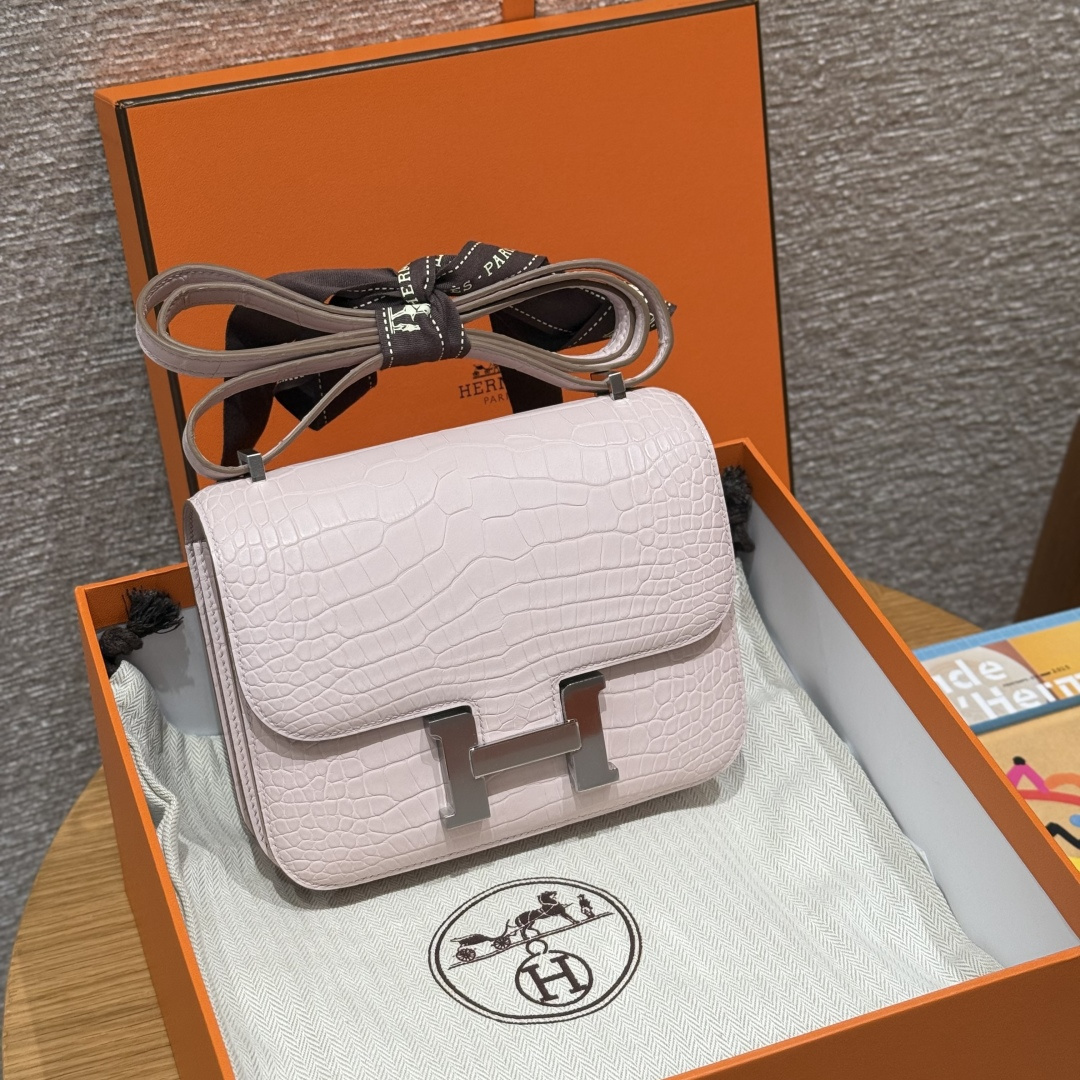 高仿Hermes*Constance19系列H080169CM09夢幻紫鱷魚皮銀扣純手工