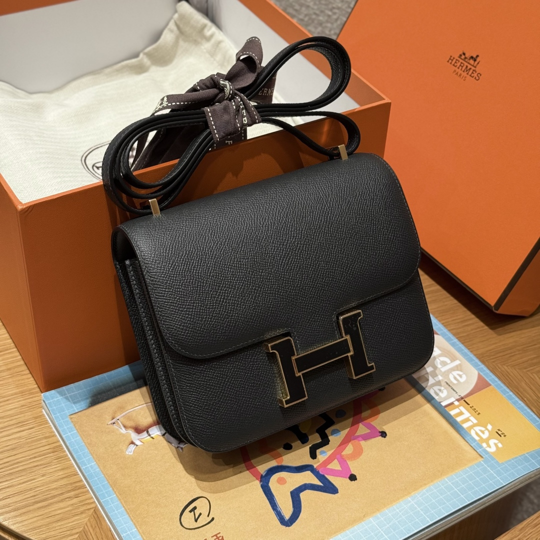 高仿Hermes*Constance19系列H080169EP89黑色牛皮黑扣純手工
