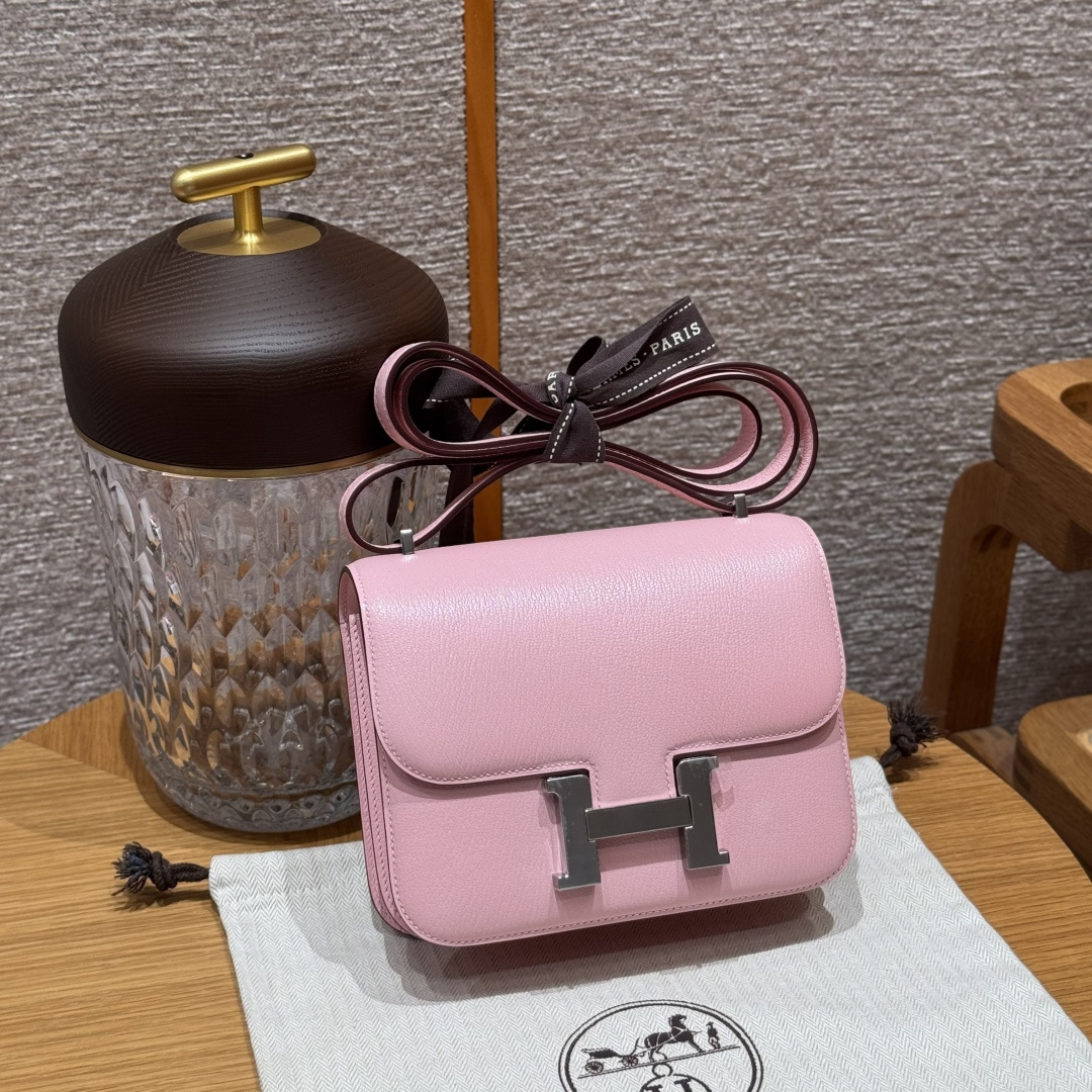 高仿Hermes*Constance19系列H080169CA3Q櫻花粉山羊皮銀扣純手工