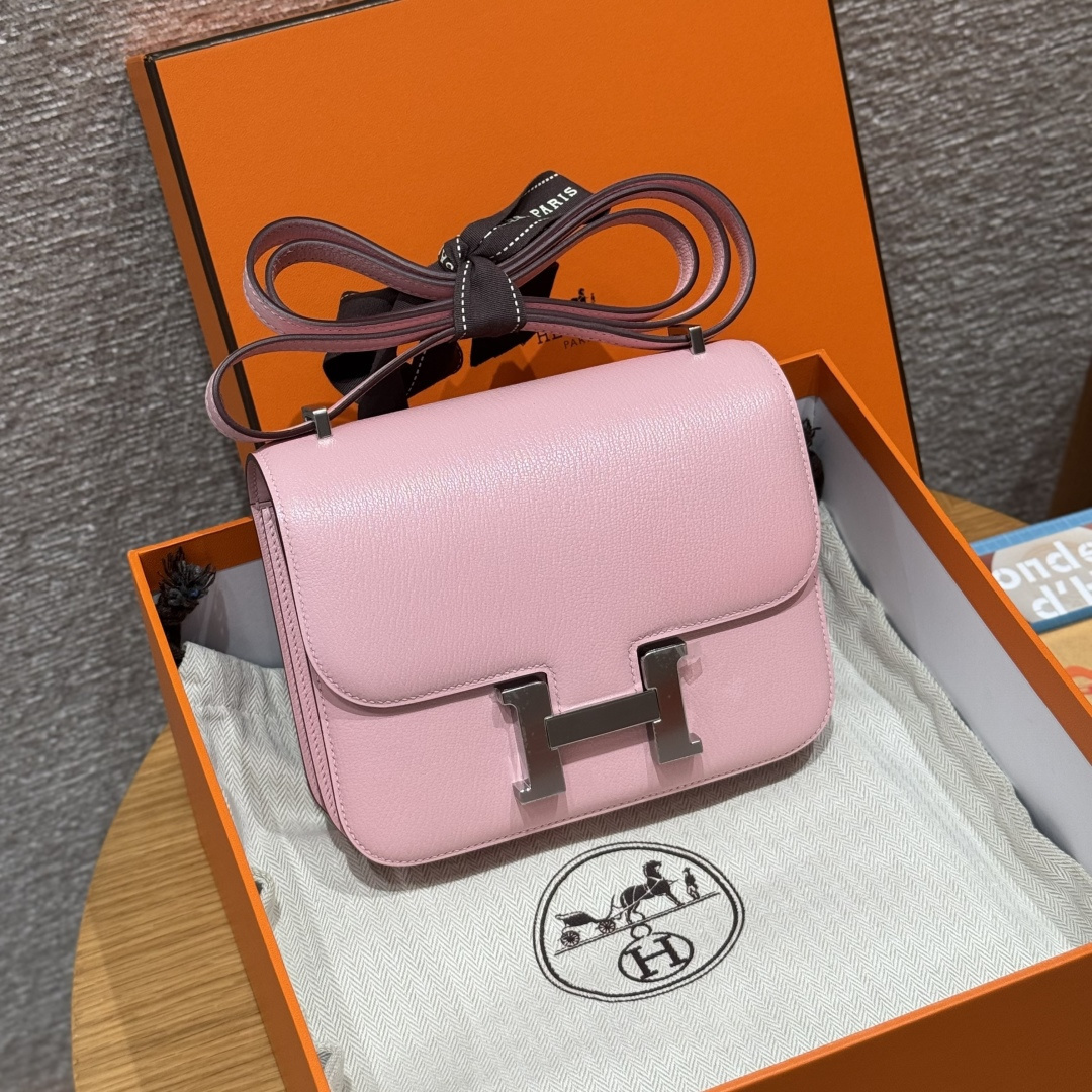 高仿Hermes*Constance19系列H080169CA3Q櫻花粉山羊皮銀扣純手工