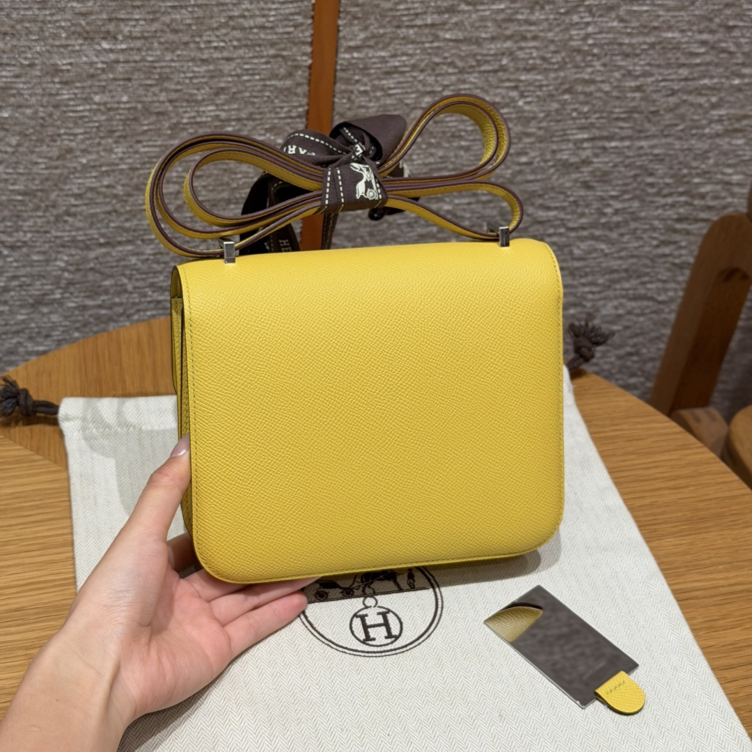 高仿Hermes*Constance19系列H080169EP0O那不勒斯黃牛皮銀扣純手工