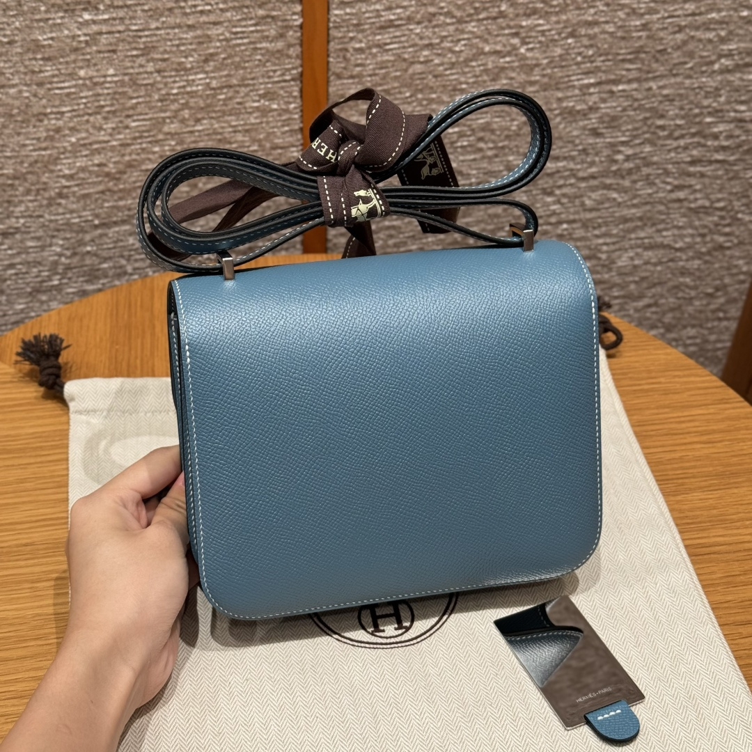 高仿Hermes*Constance19系列H080169EP75牛仔藍牛皮銀扣純手工