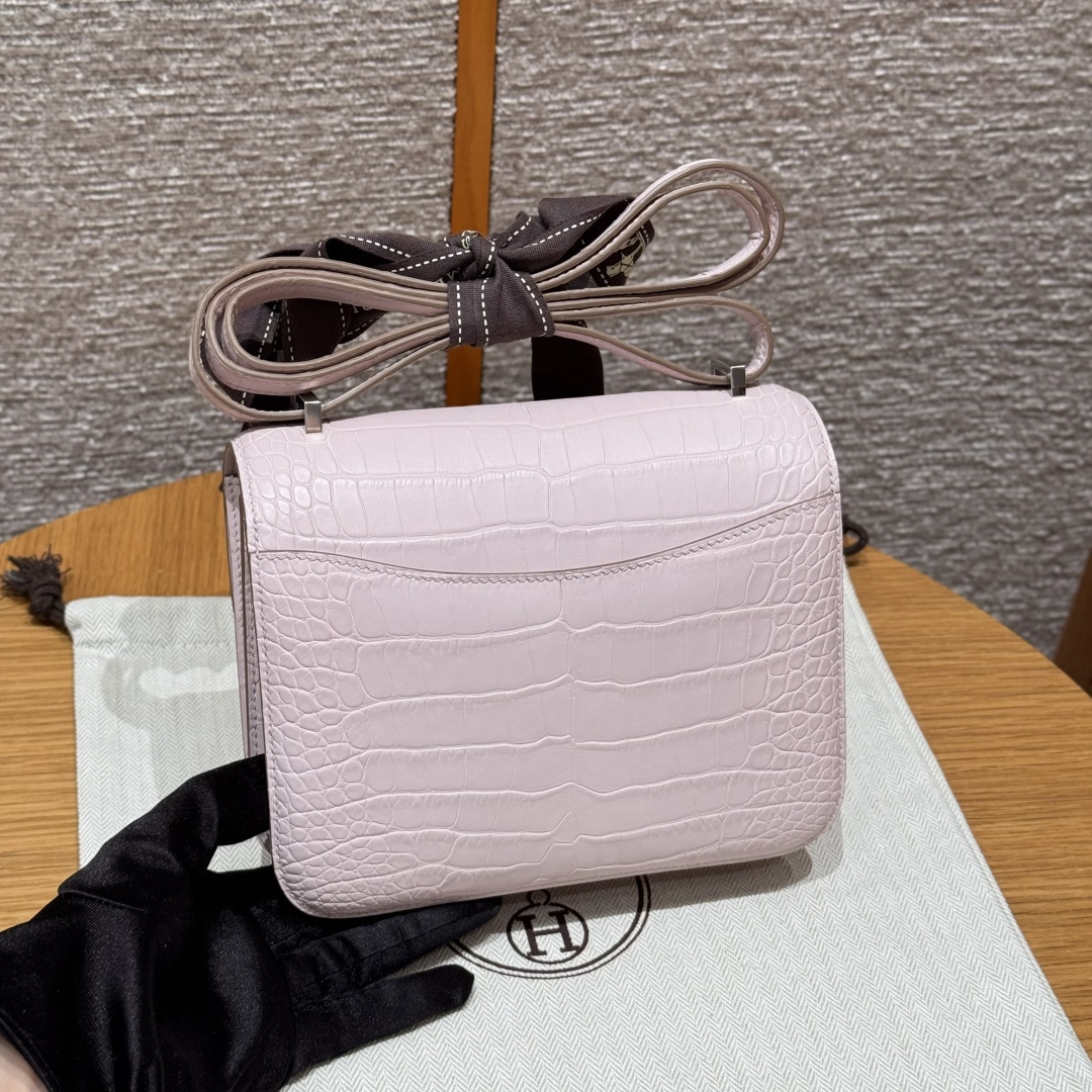 高仿Hermes*Constance19系列H080169CM09夢幻紫鱷魚皮銀扣純手工