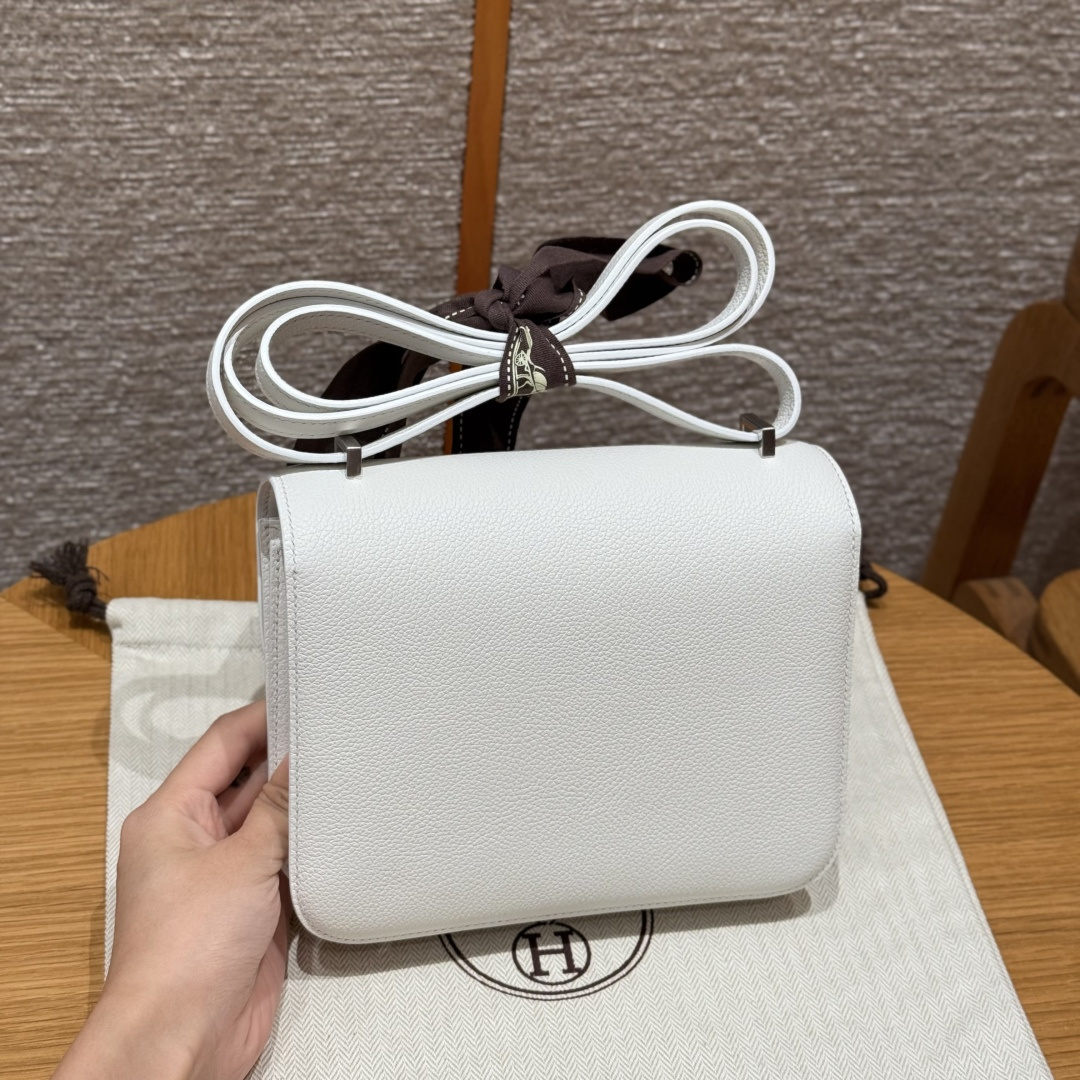 高仿Hermes*Constance19系列H080169EC01純白色公牛皮銀扣純手工