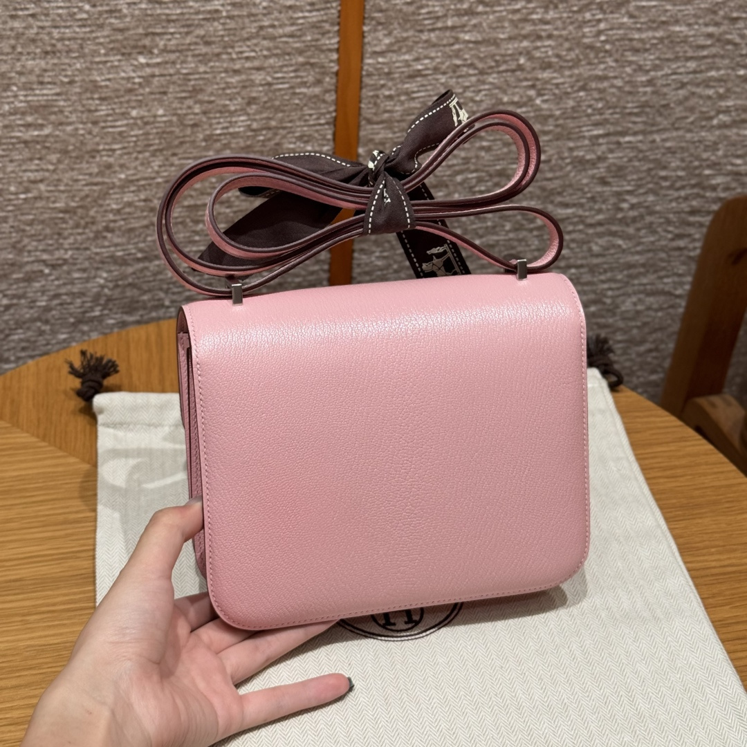 高仿Hermes*Constance19系列H080169CA3Q櫻花粉山羊皮銀扣純手工