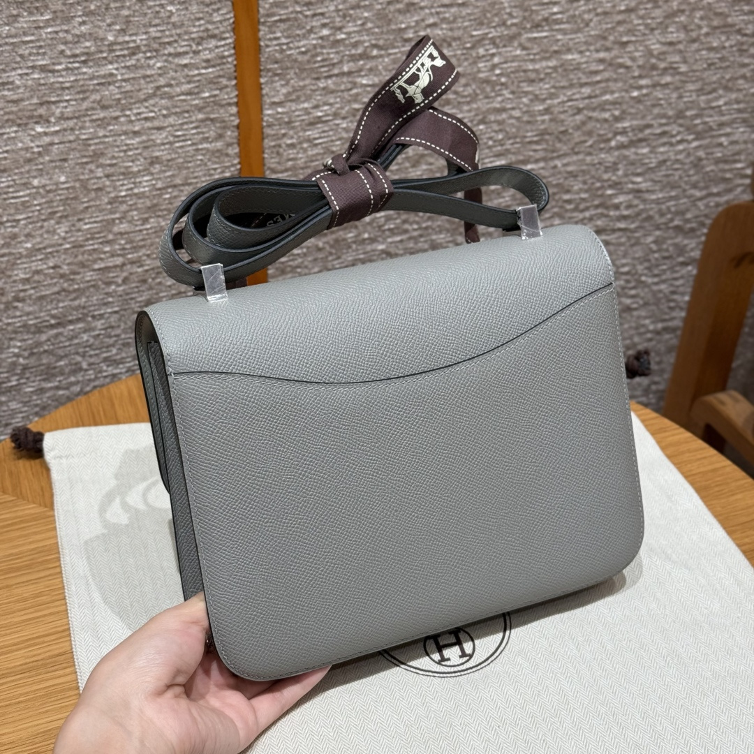 高仿Hermes*Constance24系列H080170EP4Z海鷗灰牛皮銀扣純手工