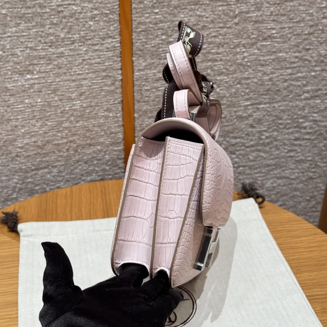 高仿Hermes*Constance19系列H080169CM09夢幻紫鱷魚皮銀扣純手工