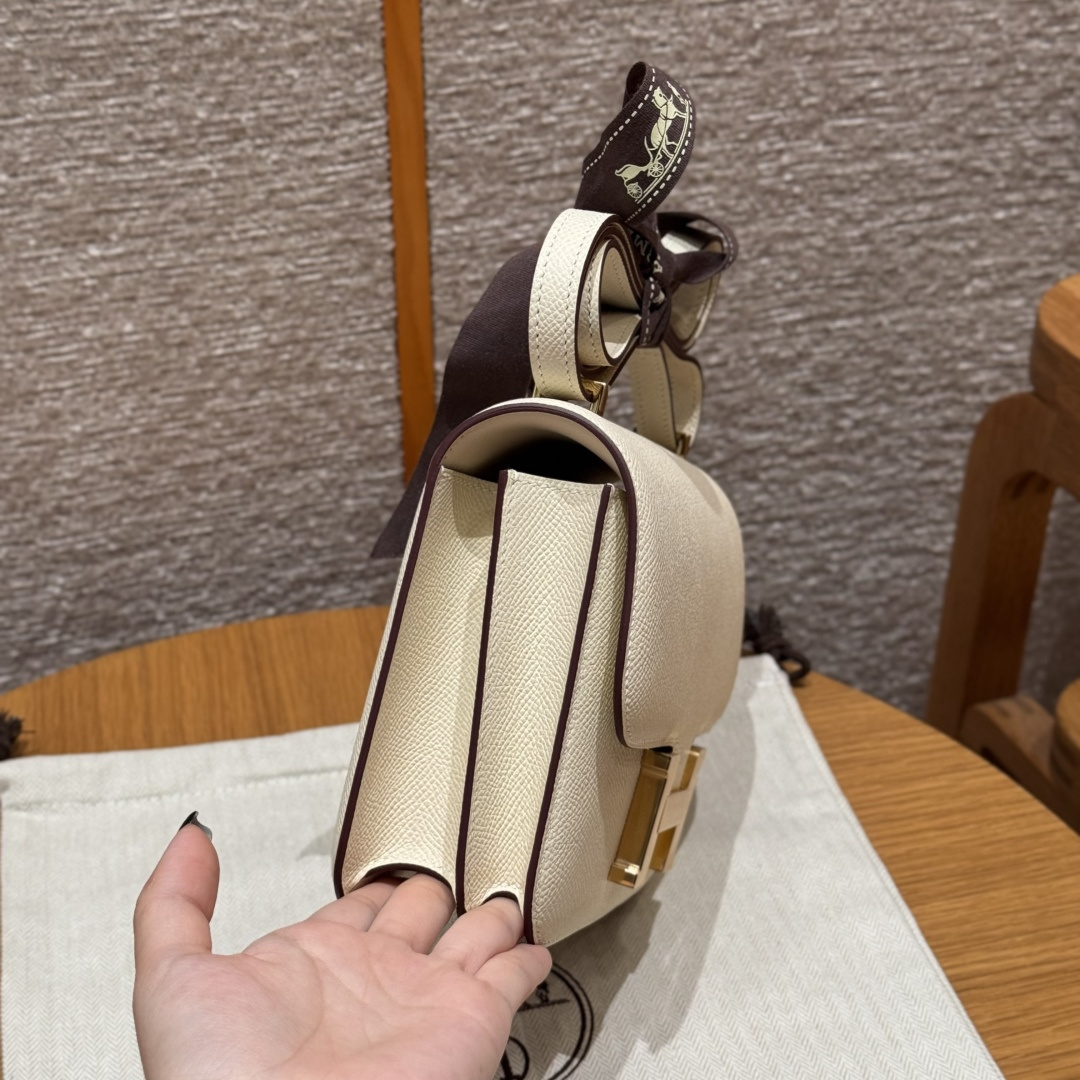 高仿Hermes*Constance19系列H080169EPI2奶油白牛皮金扣純手工