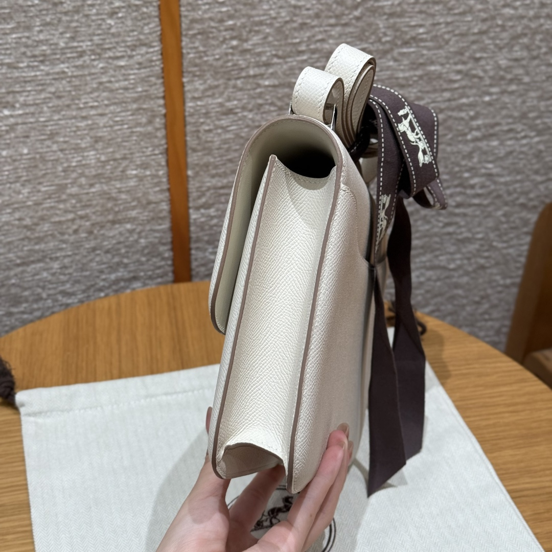 高仿Hermes*Constance24系列H080170EP10奶昔白牛皮銀扣純手工