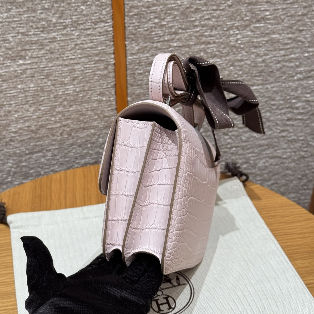 高仿Hermes*Constance19系列H080169CM09夢幻紫鱷魚皮銀扣純手工
