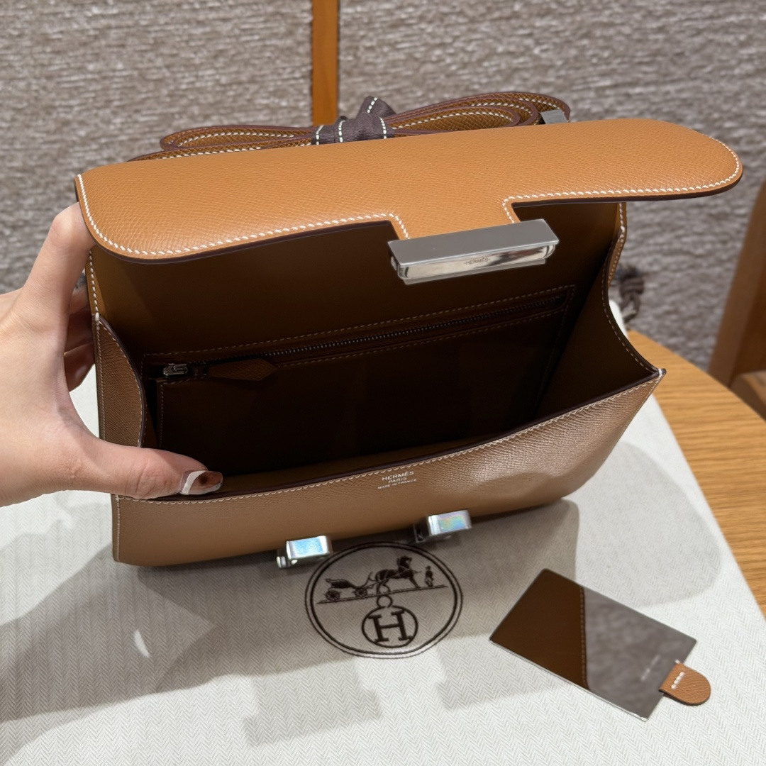 高仿Hermes*Constance24系列H080170EP37金棕色牛皮銀扣純手工