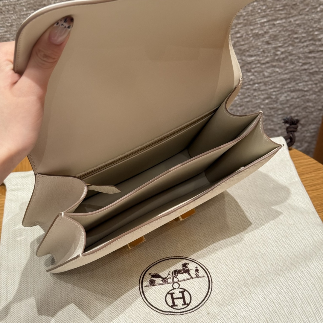 高仿Hermes*Constance24系列H080170EP10奶昔白牛皮金扣純手工
