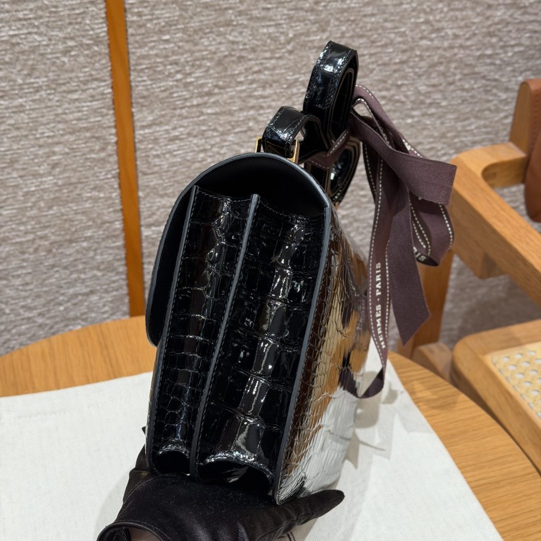 高仿Hermes*Constance24系列H080170CK89黑色鱷魚皮金扣純手工