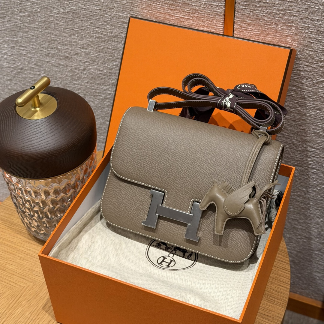 高仿Hermes*Constance24系列H080170EP18大象灰牛皮銀扣純手工