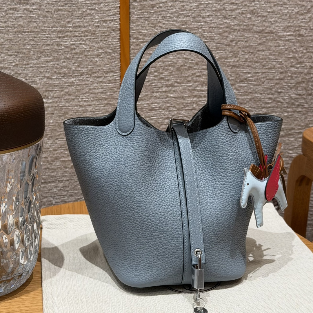 高仿Hermes*Picotin Lock18系列H56289TCJ7亞麻藍牛皮銀扣純手工