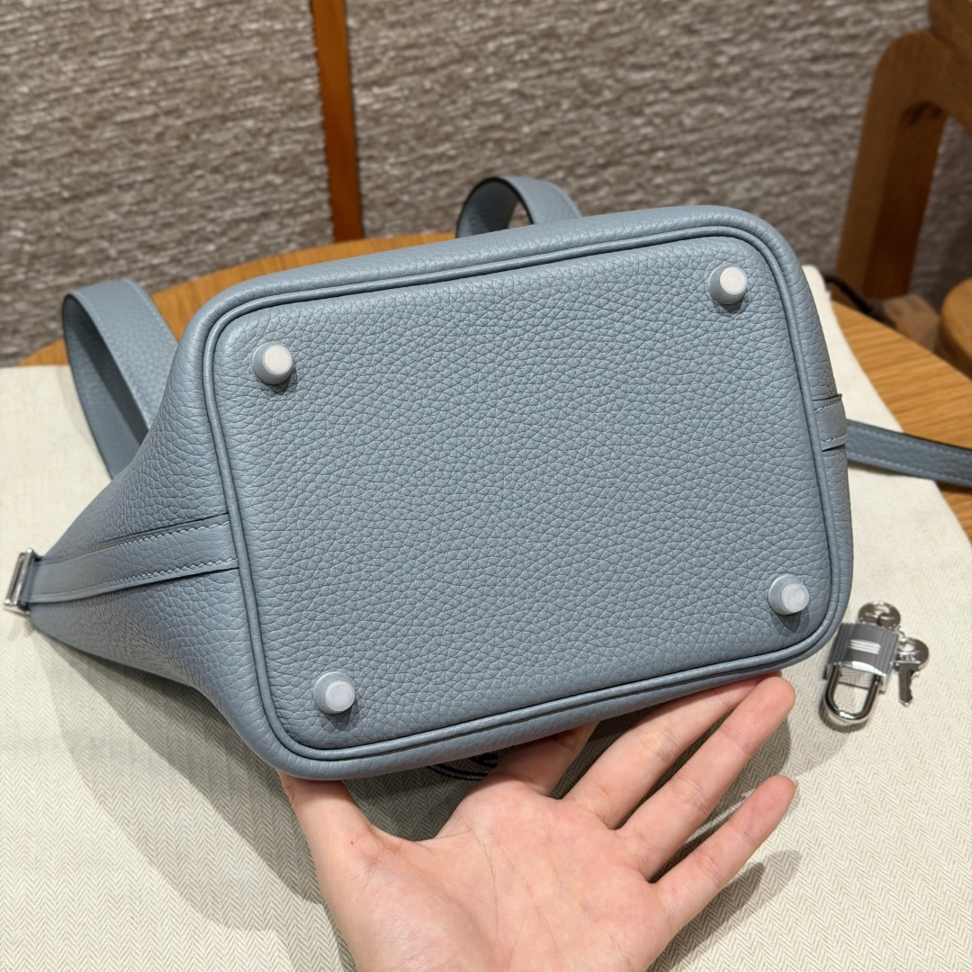 高仿Hermes*Picotin Lock18系列H56289TCJ7亞麻藍牛皮銀扣純手工