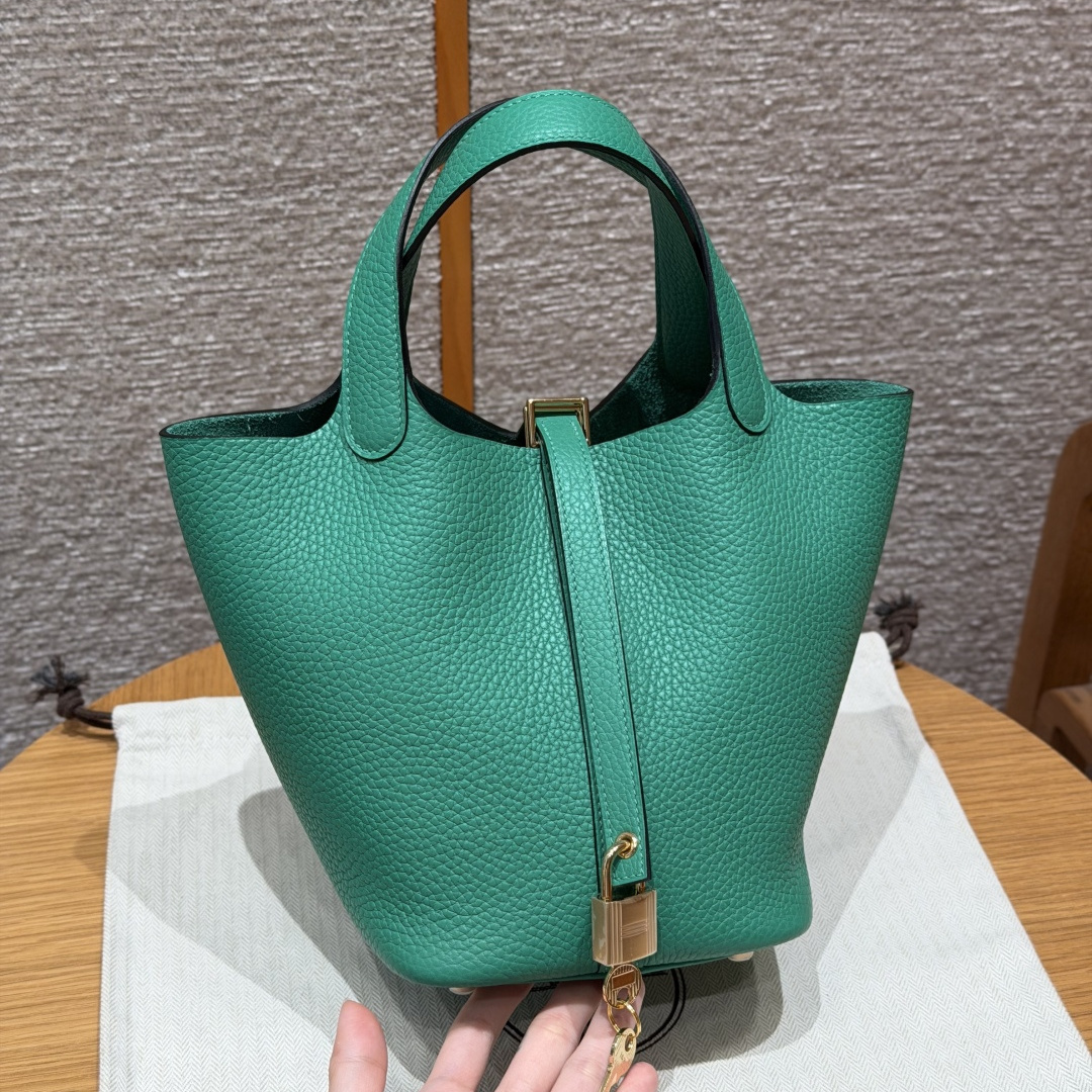 高仿Hermes*Picotin Lock18系列H56289TCO6帝王綠牛皮金扣純手工
