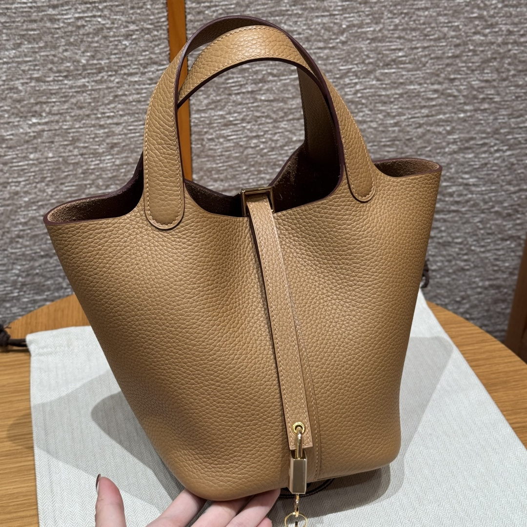 高仿Hermes*Picotin Lock18系列H56289TC4B餅乾色牛皮金扣純手工