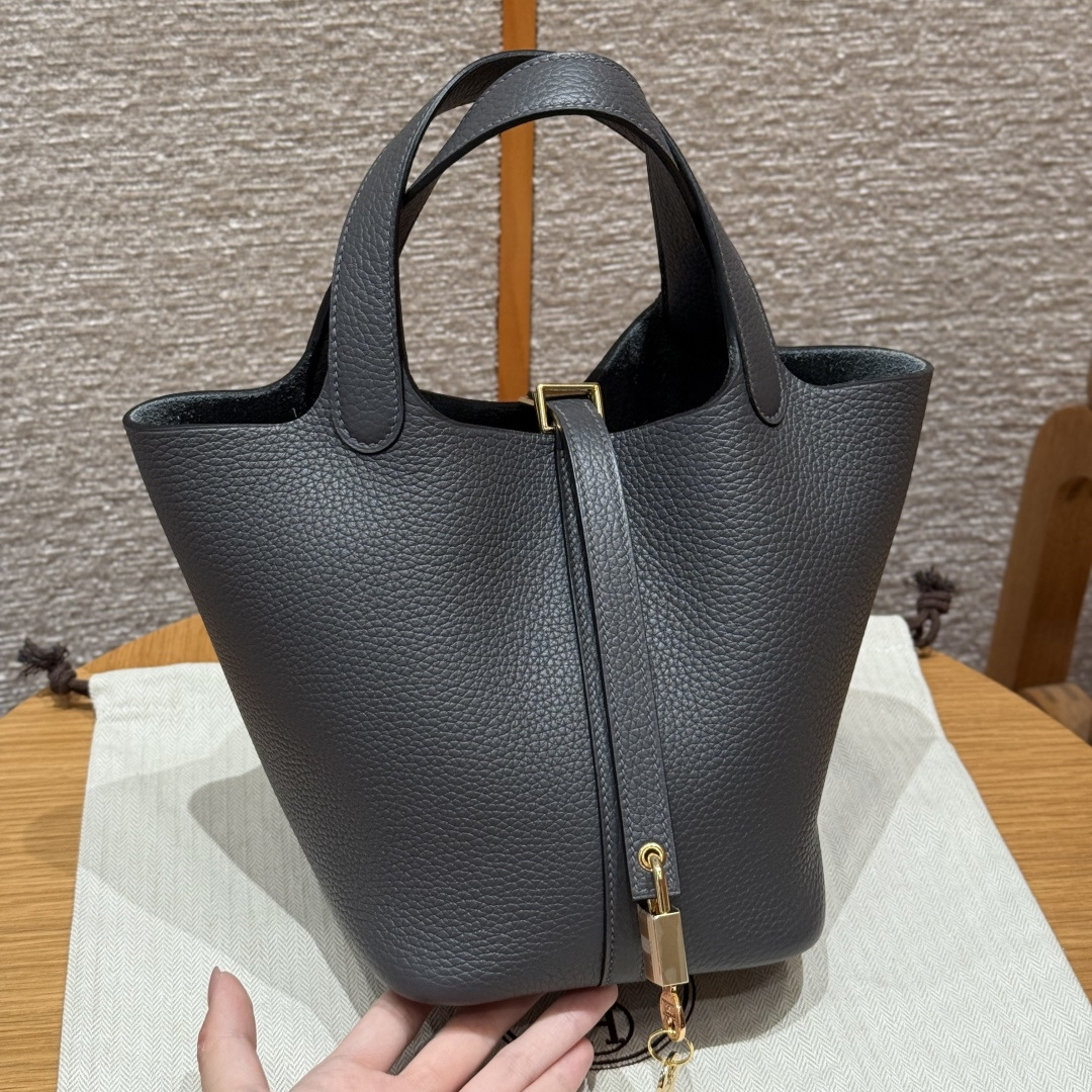 高仿Hermes*Picotin Lock18系列H56289TC88石墨灰牛皮金扣純手工