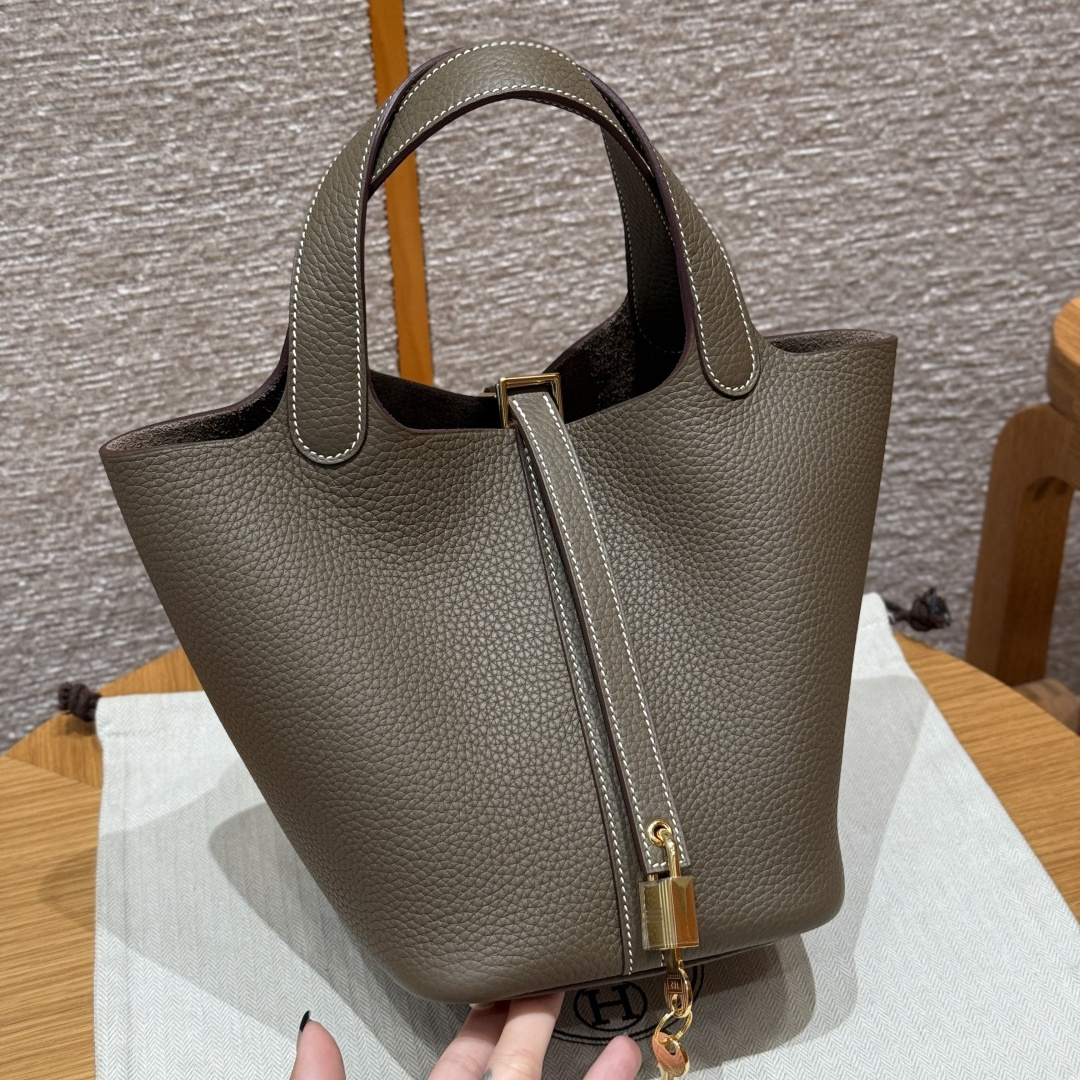 高仿Hermes*Picotin Lock18系列H56289TC18大象灰牛皮金扣純手工