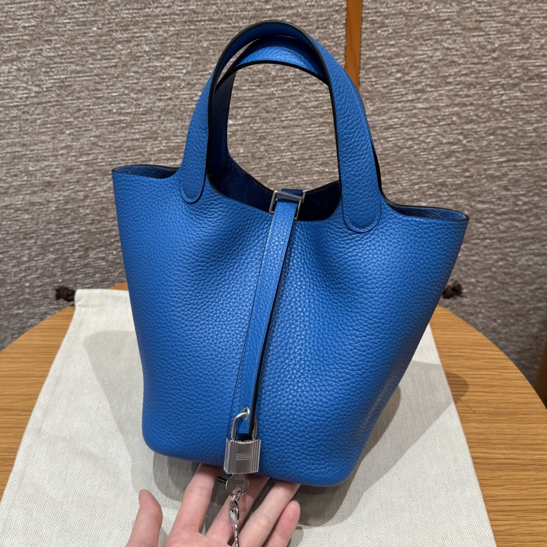 高仿Hermes*Picotin Lock18系列H56289TCT7水妖藍牛皮銀扣純手工