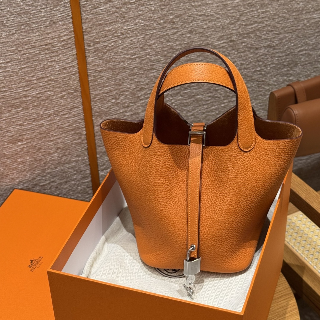 高仿Hermes*Picotin Lock18系列H56289TC93經典橙綠牛皮銀扣純手工