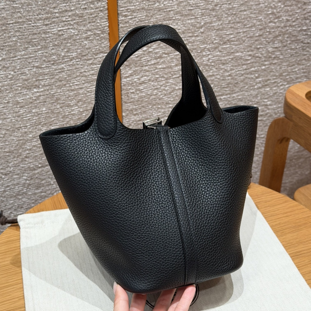 高仿Hermes*Picotin Lock18系列H56289TC89黑色牛皮銀扣純手工