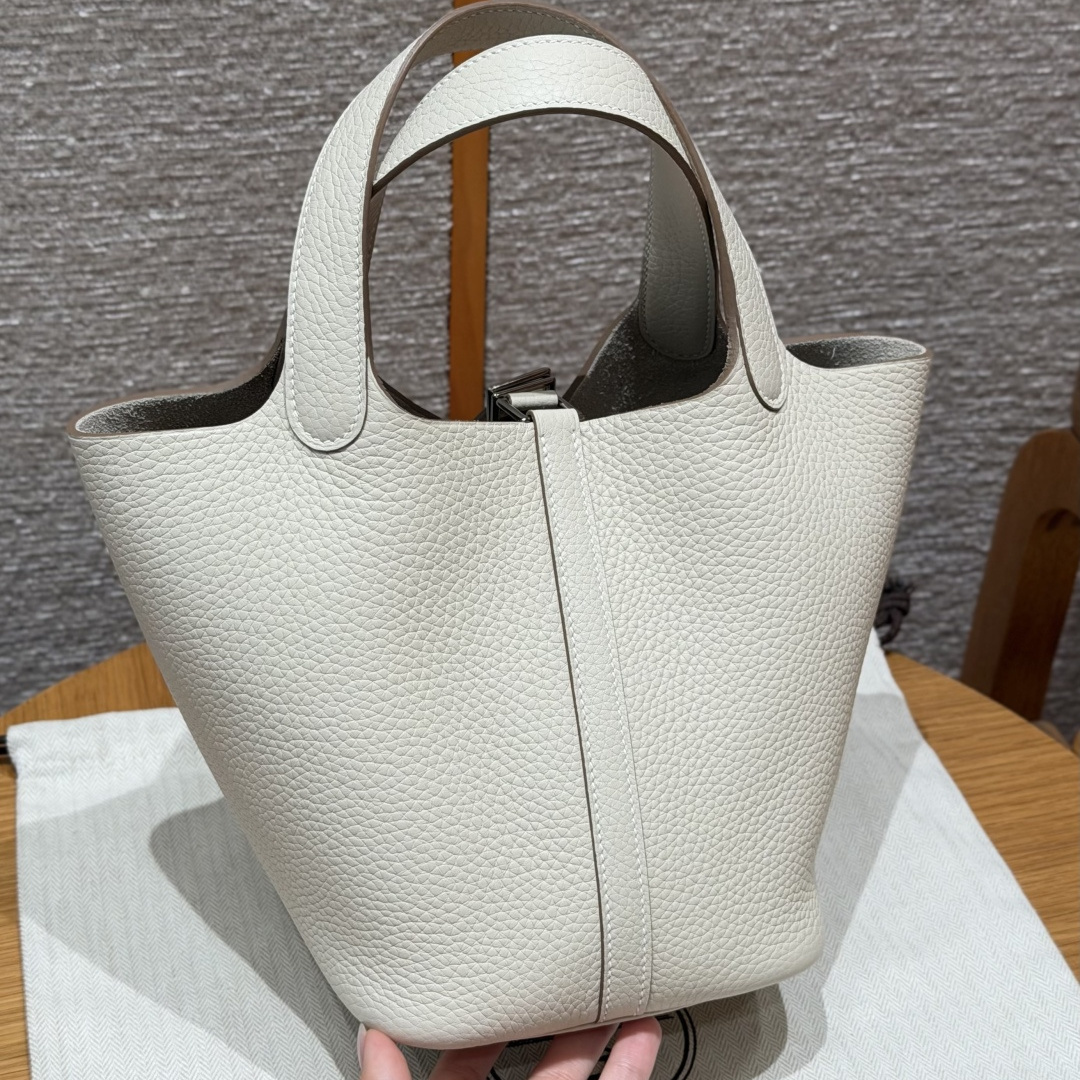 高仿Hermes*Picotin Lock18系列H56289TC10奶昔白牛皮銀扣純手工