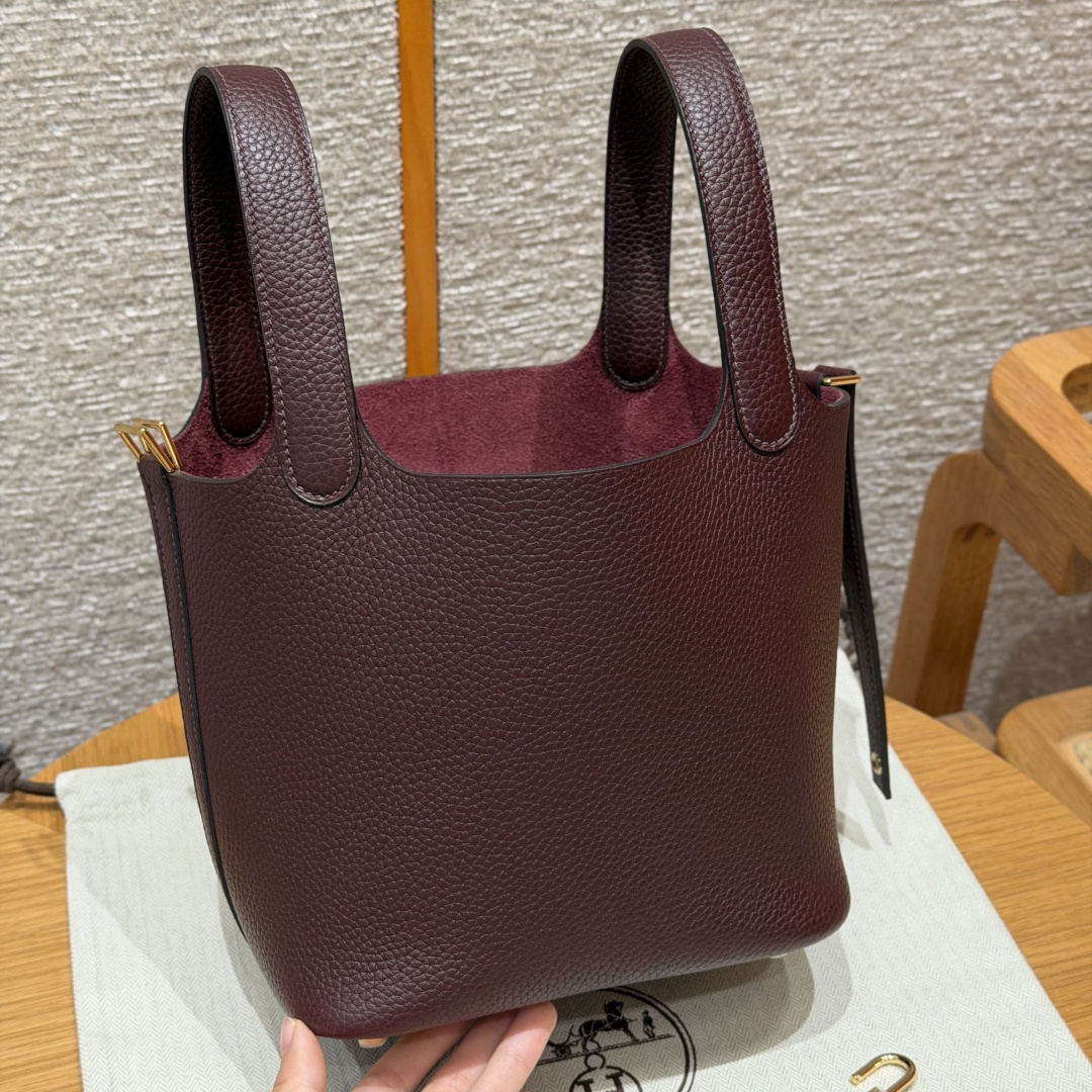 高仿Hermes*Picotin Lock18系列H56289TC0G馬鞍紅牛皮金扣純手工