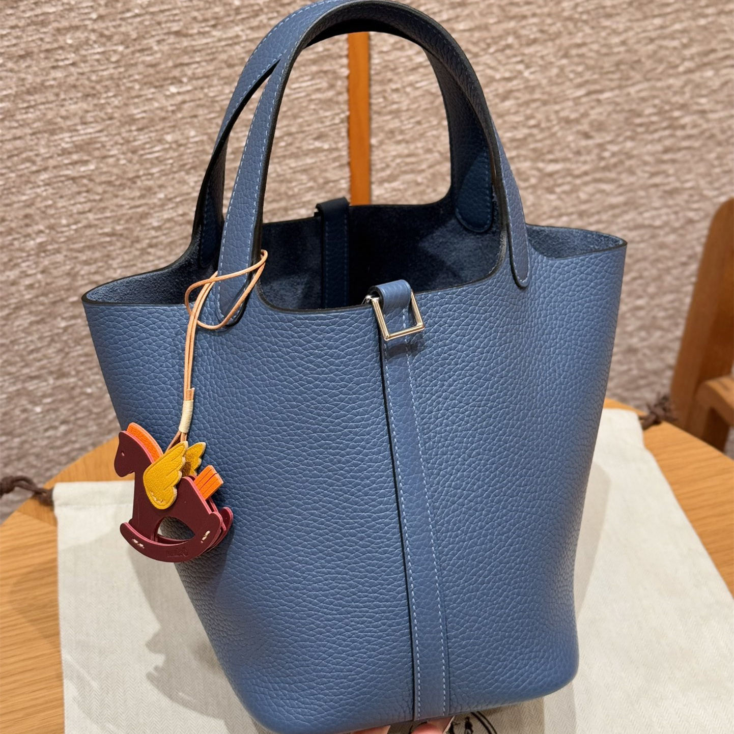 高仿Hermes*Picotin Lock18系列H56289TC4Z瑪瑙藍牛皮銀扣純手工