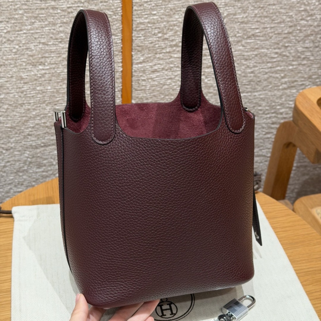 高仿Hermes*Picotin Lock18系列H56289TC0G馬鞍紅牛皮銀扣純手工