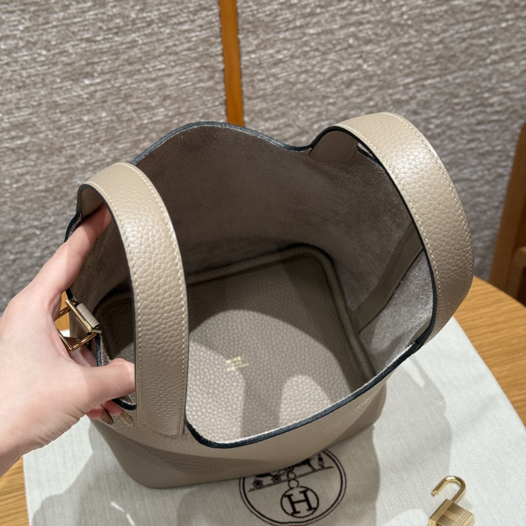 高仿Hermes*Picotin Lock18系列H56289TC81斑鳩灰牛皮金扣純手工