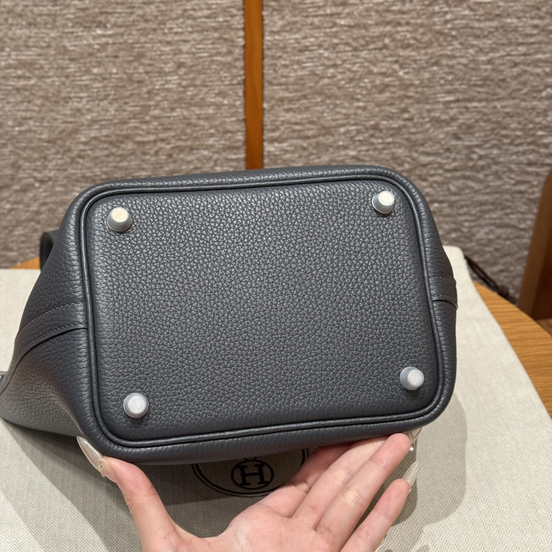 高仿Hermes*Picotin Lock18系列H56289TCH0霧霾灰牛皮銀扣純手工