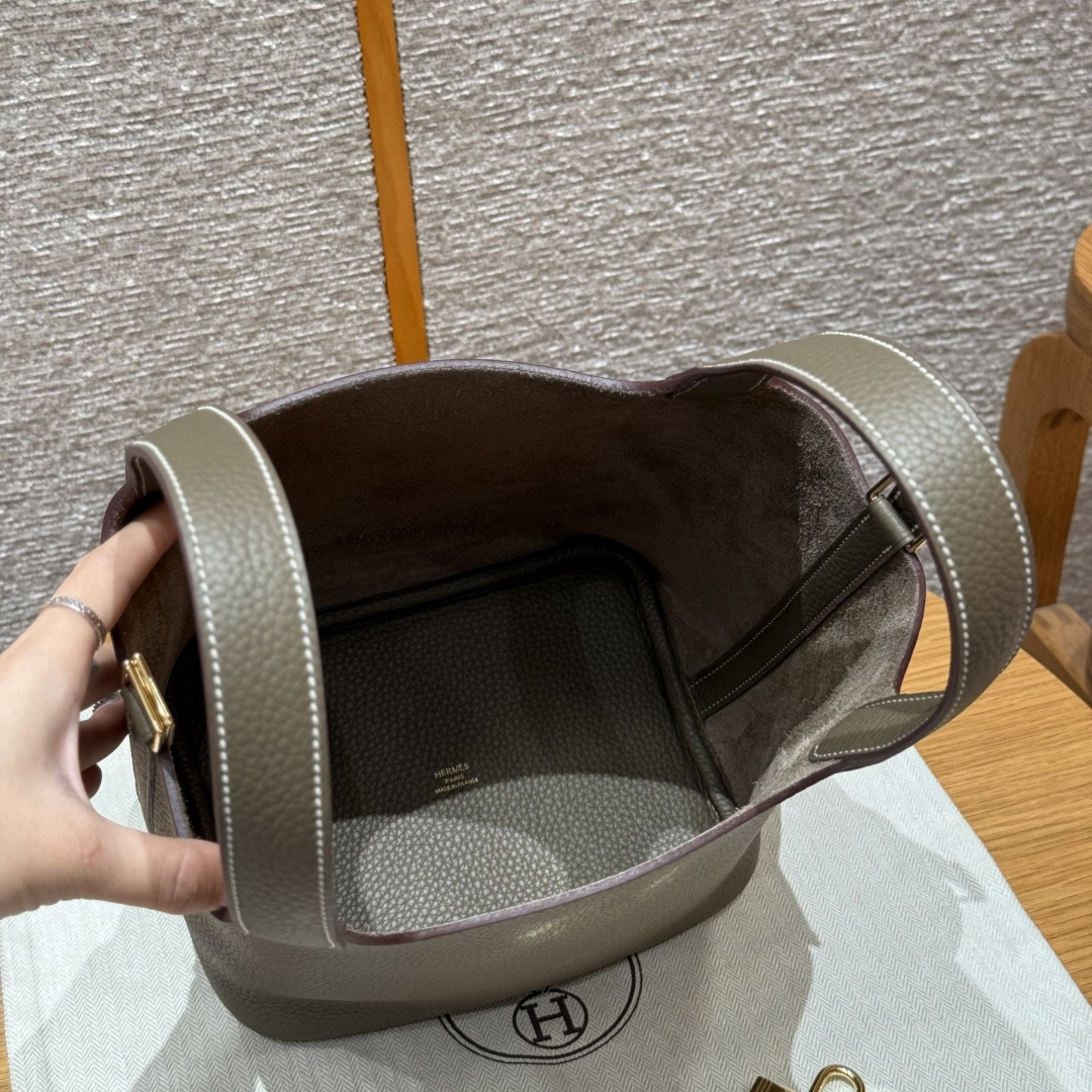 高仿Hermes*Picotin Lock18系列H56289TC18大象灰牛皮金扣純手工