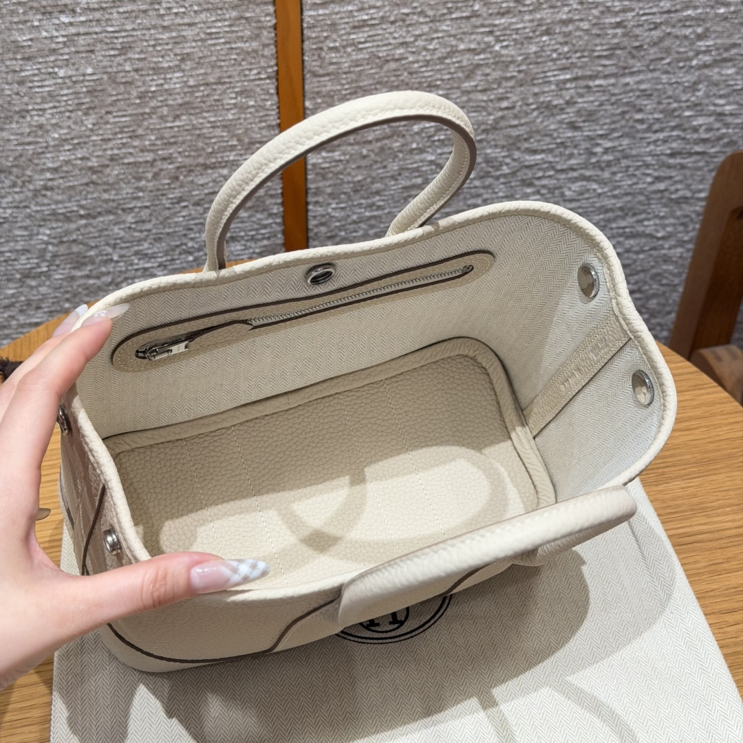 高仿Hermes*Garden Party23系列H08642210奶昔白牛皮銀扣純手工