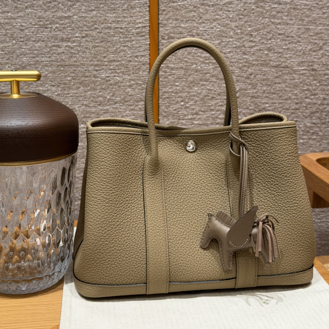 高仿Hermes*Garden Party30系列H0515688Q馬爾法米牛皮銀扣純手工
