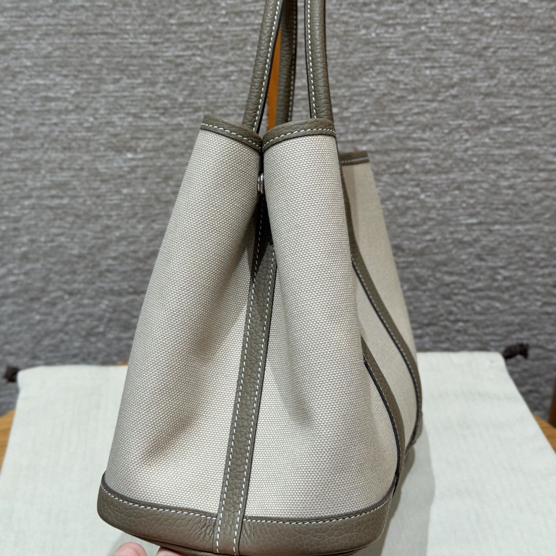 高仿Hermes*Garden Party30系列H0695738L18冰川白拼大象灰帆布牛皮銀扣純手工