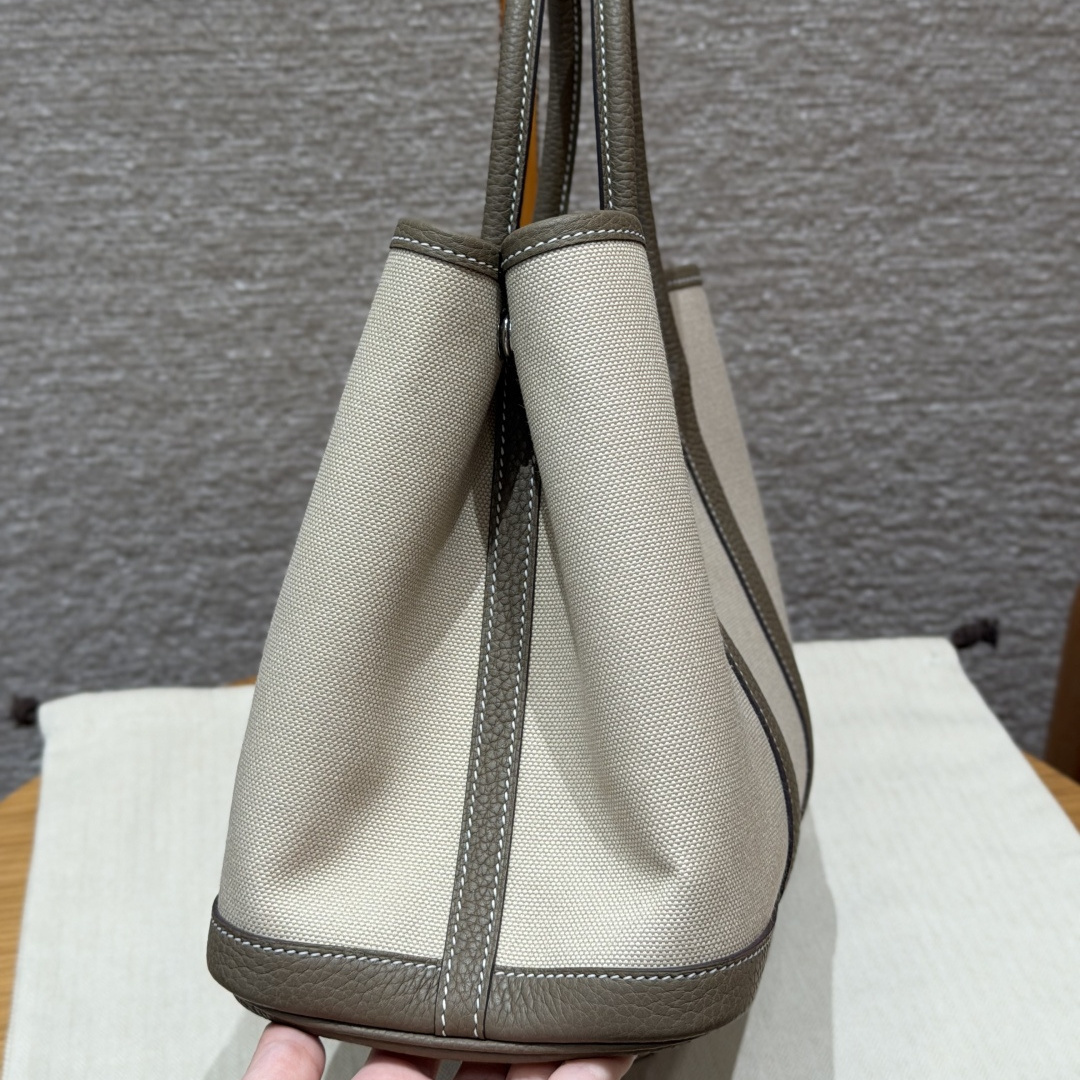 高仿Hermes*Garden Party30系列H0695738L18冰川白拼大象灰帆布牛皮銀扣純手工